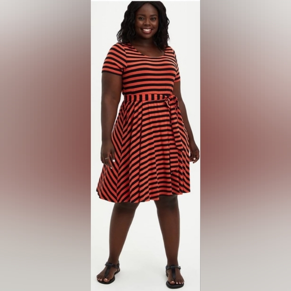 Torrid Rust & Black Stripe Tie-Waist Skater Dress - Picture 3 of 4